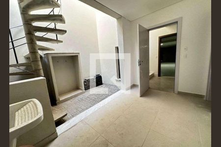 Casa de condomínio à venda com 472m², 4 quartos e 4 vagas