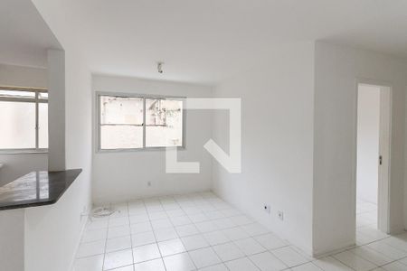 Sala de apartamento para alugar com 2 quartos, 50m² em Vila Isabel, Rio de Janeiro