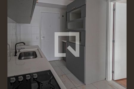 Sala/Cozinha de apartamento para alugar com 1 quarto, 32m² em Vila Palmeiras, São Paulo