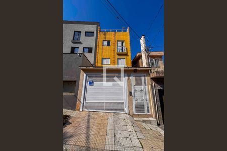 Apartamento para alugar com 100m², 2 quartos e 1 vaga Apartamento para alugar com 100m², 2 quartos e 1 vagaFachada