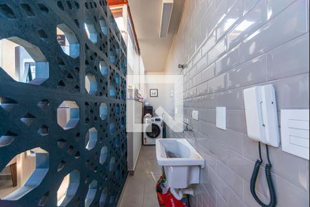 Apartamento para alugar com 100m², 2 quartos e 1 vaga Apartamento para alugar com 100m², 2 quartos e 1 vagaÁrea de Serviço