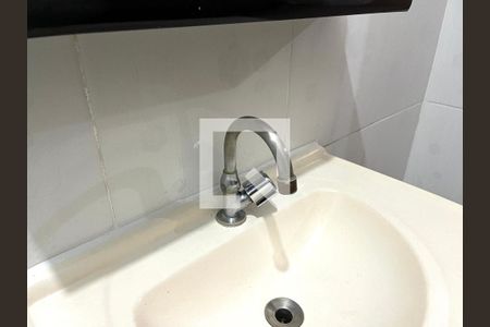 Casa à venda com 128m², 2 quartos e sem vagaBanheiro 