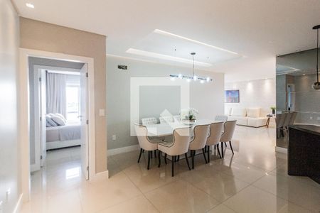 Sala de apartamento para alugar com 3 quartos, 190m² em Barreiros, São José