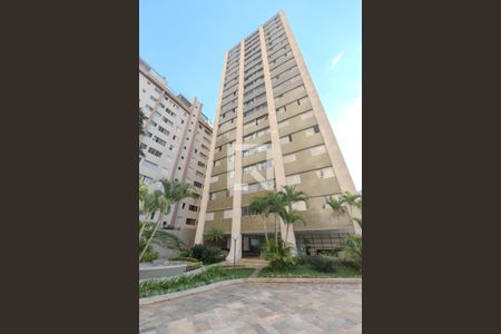 Apartamento à venda com 70m², 3 quartos e 1 vagaFachada