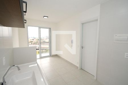 Sala/Cozinha de apartamento para alugar com 1 quarto, 29m² em Socorro, São Paulo