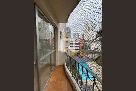 Apartamento para alugar com 75m², 2 quartos e 1 vaga Apartamento para alugar com 75m², 2 quartos e 1 vagaVaranda