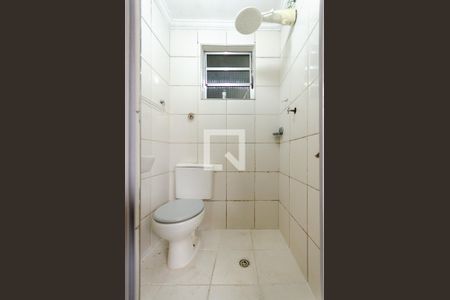 Banheiro  de casa para alugar com 1 quarto, 50m² em Jardim Peri, São Paulo