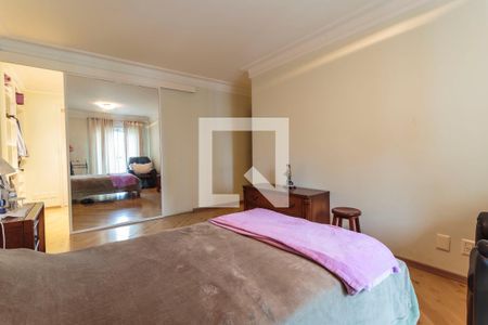 Apartamento à venda com 262m², 3 quartos e 4 vagasquarto 3