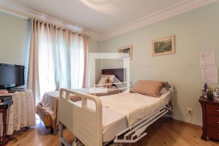 Apartamento à venda com 262m², 3 quartos e 4 vagasquarto 2