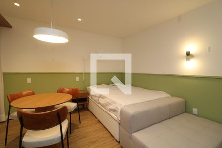 Sala/Quarto de kitnet/studio para alugar com 1 quarto, 37m² em Jardim Independência (são Paulo), São Paulo