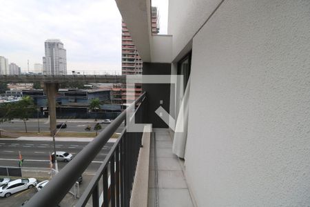 Studio para alugar com 37m², 1 quarto e sem vagaVaranda