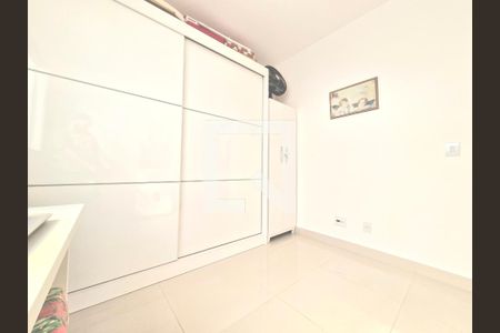 Casa à venda com 238m², 3 quartos e 2 vagasQuarto 2