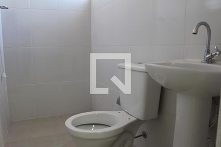Casa para alugar com 53m², 2 quartos e sem vagaBanheiro 