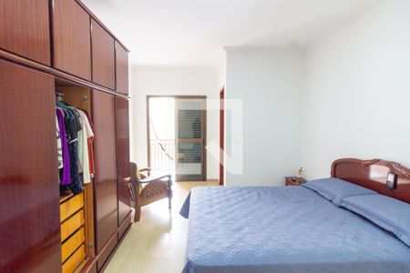 Casa à venda com 220m², 3 quartos e 4 vagas Casa à venda com 220m², 3 quartos e 4 vagasQuarto 3