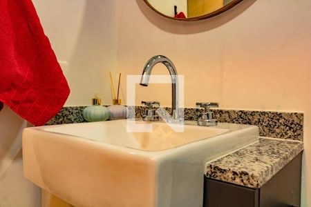 Banheiro de kitnet/studio para alugar com 1 quarto, 26m² em Vila Mariana, São Paulo