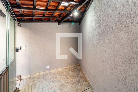 Casa para alugar com 79m², 2 quartos e 2 vagasCômodo de serviço