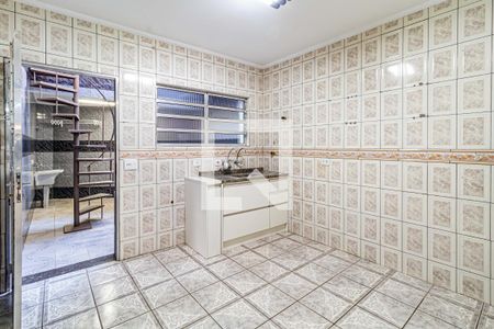 Casa para alugar com 79m², 2 quartos e 2 vagasCozinha