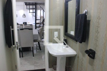 Casa à venda com 255m², 3 quartos e sem vagaLavabo 