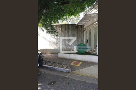 Apartamento para alugar com 73m², 2 quartos e 1 vagaFachada