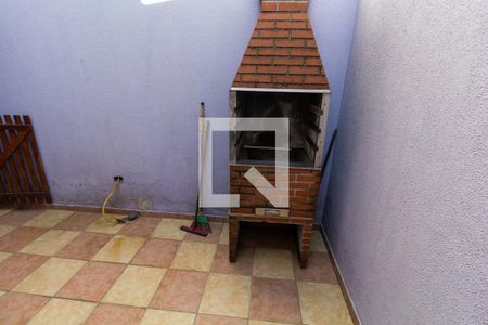 Casa para alugar com 100m², 2 quartos e 3 vagas Casa para alugar com 100m², 2 quartos e 3 vagasQuintal - churrasqueira