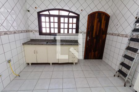 Casa para alugar com 100m², 2 quartos e 3 vagas Casa para alugar com 100m², 2 quartos e 3 vagasCozinha