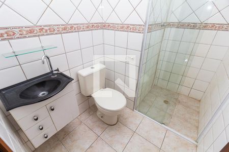 Casa para alugar com 100m², 2 quartos e 3 vagas Casa para alugar com 100m², 2 quartos e 3 vagasBanheiro 1