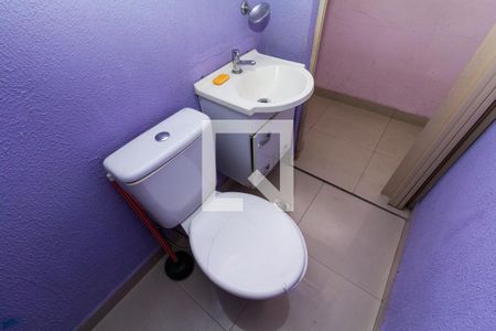Casa para alugar com 100m², 2 quartos e 3 vagas Casa para alugar com 100m², 2 quartos e 3 vagasBanheiro 2
