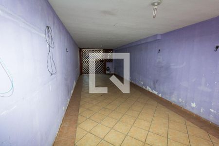 Casa para alugar com 100m², 2 quartos e 3 vagas Casa para alugar com 100m², 2 quartos e 3 vagasGaragem