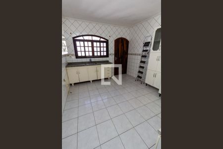 Casa para alugar com 100m², 2 quartos e 3 vagas Casa para alugar com 100m², 2 quartos e 3 vagasCozinha
