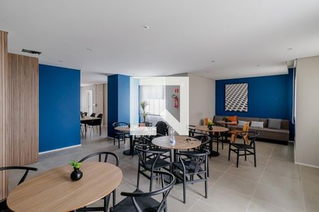 Apartamento para alugar com 50m², 2 quartos e 1 vaga Apartamento para alugar com 50m², 2 quartos e 1 vagaÁrea comum - Salão de festas