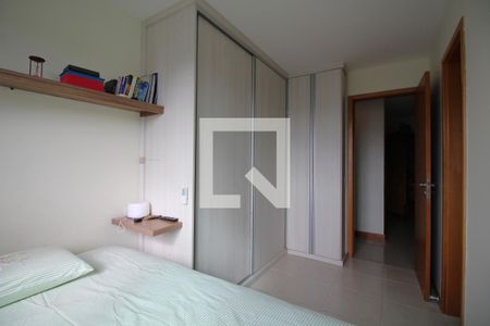 Apartamento à venda com 178m², 4 quartos e 2 vagasQuarto 2 - Suíte