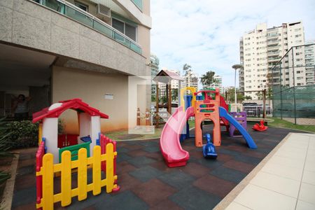 Apartamento à venda com 178m², 4 quartos e 2 vagasÁrea Comum - Parquinho