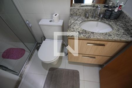 Apartamento à venda com 178m², 4 quartos e 2 vagasQuarto 2 - Banheiro da Suíte