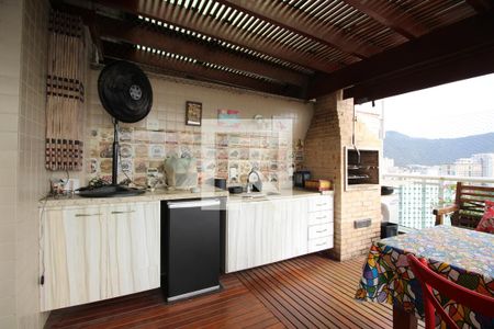 Apartamento à venda com 178m², 4 quartos e 2 vagasÁrea Externa