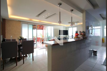 Apartamento à venda com 178m², 4 quartos e 2 vagasSala