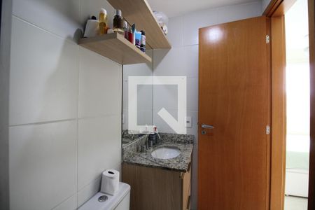 Apartamento à venda com 178m², 4 quartos e 2 vagasQuarto 2 - Banheiro da Suíte