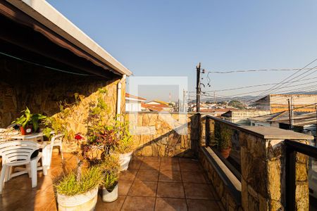 Casa à venda com 157m², 3 quartos e 2 vagasVaranda