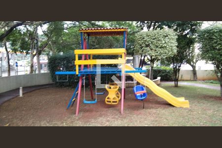 Apartamento à venda com 48m², 2 quartos e 1 vaga Apartamento à venda com 48m², 2 quartos e 1 vagaÁrea comum - Playground