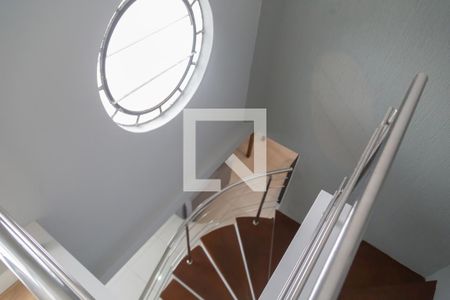 Apartamento para alugar com 139m², 1 quarto e 1 vagaEscada