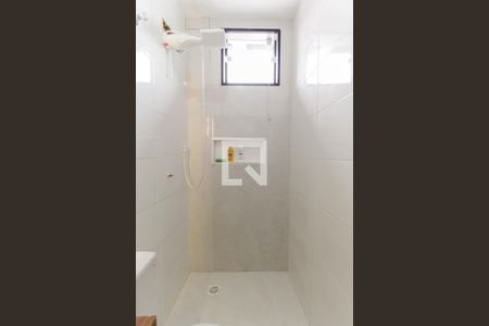 Casa à venda com 130m², 3 quartos e 2 vagasBanheiro da Suíte 1