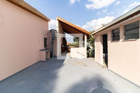Casa à venda com 464m², 3 quartos e 4 vagas Casa à venda com 464m², 3 quartos e 4 vagasQuintal