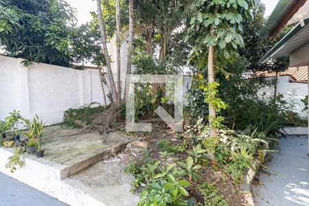 Casa à venda com 464m², 3 quartos e 4 vagas Casa à venda com 464m², 3 quartos e 4 vagasJardim