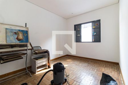 Casa à venda com 464m², 3 quartos e 4 vagas Casa à venda com 464m², 3 quartos e 4 vagasQuarto 2