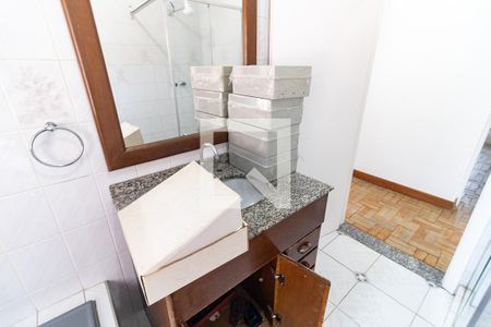 Casa à venda com 464m², 3 quartos e 4 vagas Casa à venda com 464m², 3 quartos e 4 vagasBanheiro Social