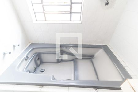 Casa à venda com 464m², 3 quartos e 4 vagas Casa à venda com 464m², 3 quartos e 4 vagasBanheiro Social