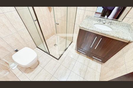 Casa para alugar com 250m², 4 quartos e 6 vagas Casa para alugar com 250m², 4 quartos e 6 vagasBanheiro da Suíte 3