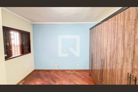 Casa para alugar com 250m², 4 quartos e 6 vagas Casa para alugar com 250m², 4 quartos e 6 vagasSuite 2