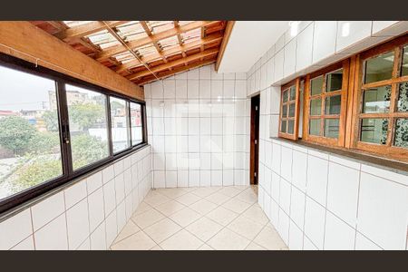 Casa para alugar com 250m², 4 quartos e 6 vagas Casa para alugar com 250m², 4 quartos e 6 vagasÁrea de Serviço