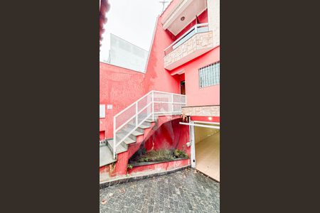 Casa para alugar com 250m², 4 quartos e 6 vagas Casa para alugar com 250m², 4 quartos e 6 vagasGaragem