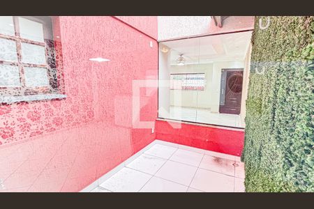Casa para alugar com 250m², 4 quartos e 6 vagas Casa para alugar com 250m², 4 quartos e 6 vagasJardim de Inverno